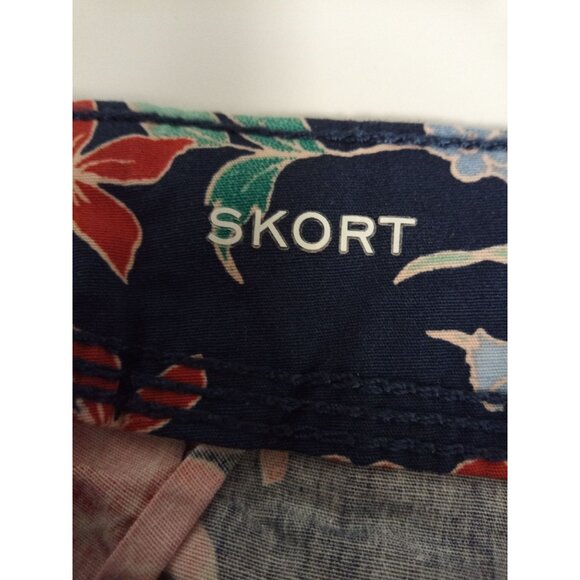 St. John's Bay Blue Red Floral Skort Size Medium - Picture 4 of 6